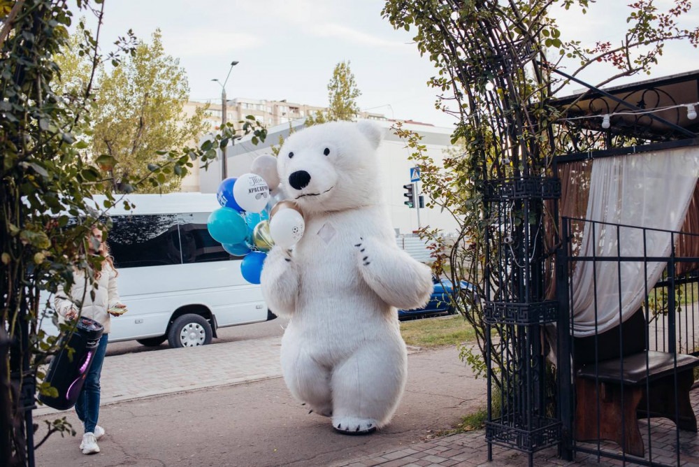 Аниматоры Величезні Ведмедик і Панда в Одессе