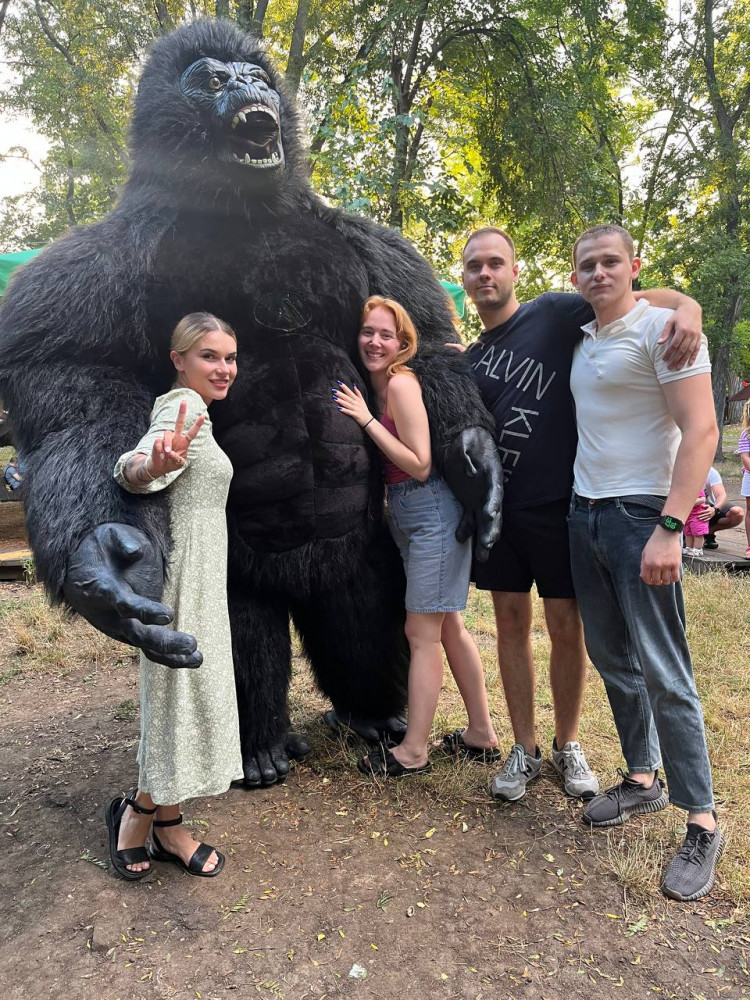 Аниматоры Величезна горила в Одессе